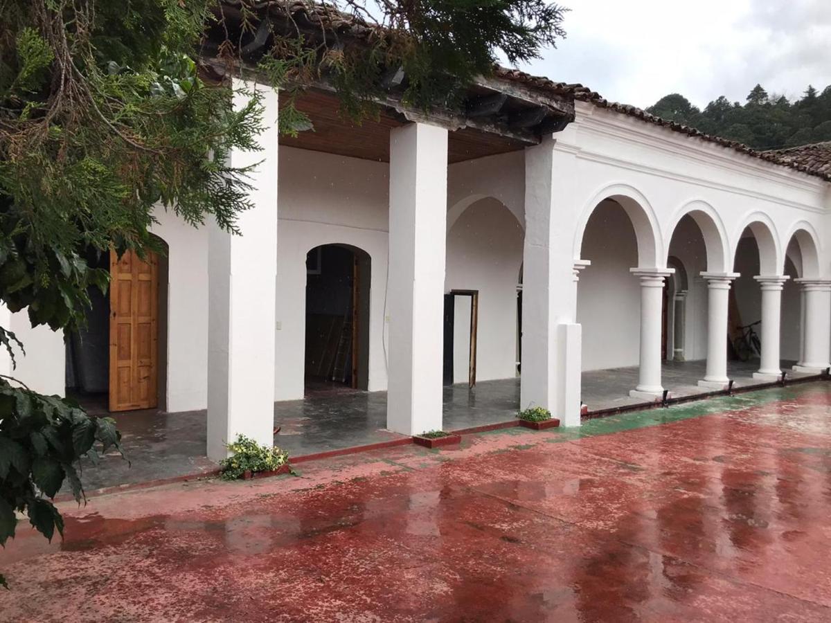 Hostel Fandango San Cristóbal de Las Casas Exterior foto